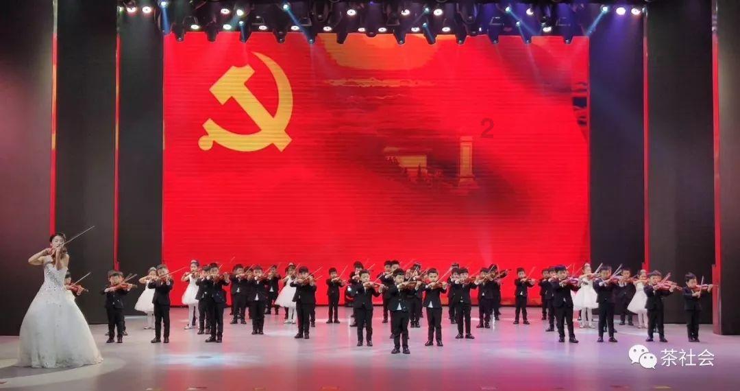 逃离诡异之林